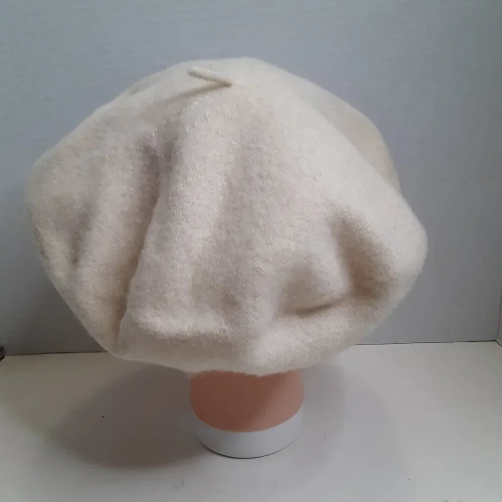 Vintage Cream Wool Women's Beret Flat Hat